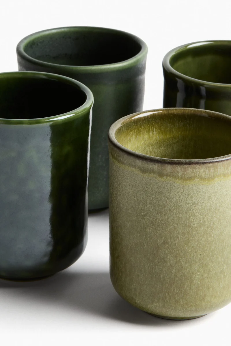 H&M 4-pack stoneware mugs